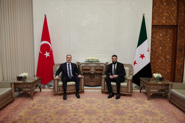 Şam'daki tarihi ziyaret damga vuran kareler