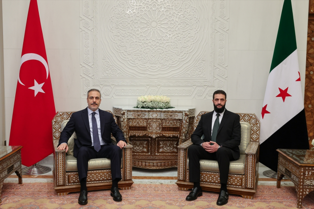Şam'daki tarihi ziyaret damga vuran kareler