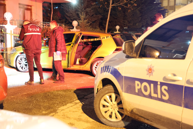 Sokak ortasında bıçaklanan kadın ağır yaralandı