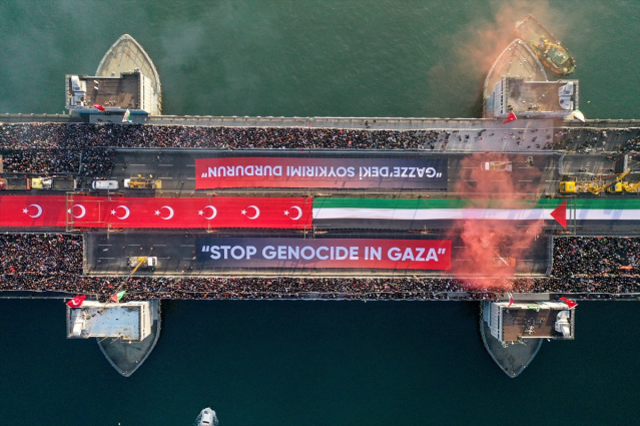 İstanbul'da İsrail Zulmüne Karşı Büyük Yürüyüş Gerçekleşti