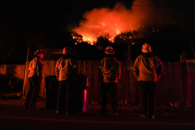 Los Angeles'ta sokağa çıkma yasağına uymayanlar gözaltına alınacak