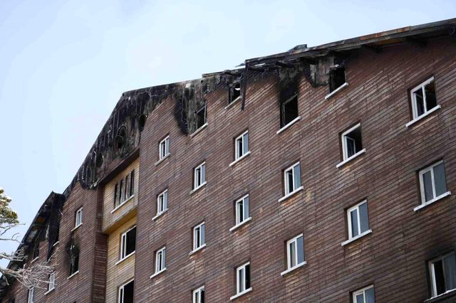 Yanan otel nedeniyle bölgede doluluk oranları çakıldı