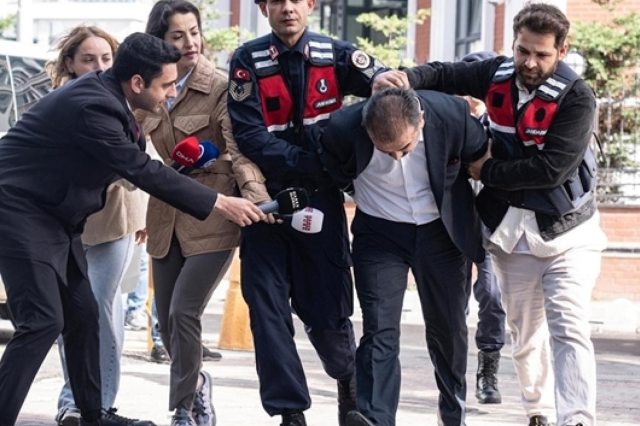 İlker Gönen bileklerini kestikten sonra pişman olup acil durum butonuna basmış