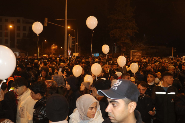 Adıyaman'da depremin 2'nci yıldönümünde 'sessiz' yürüyüş