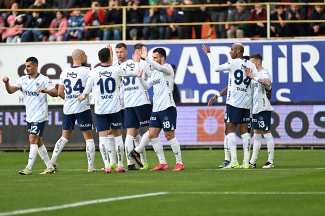 Galatasaray Fenerbahçe maçı ne zaman? 2025 Galatasaray-Fenerbahçe derbisi hangi gün?