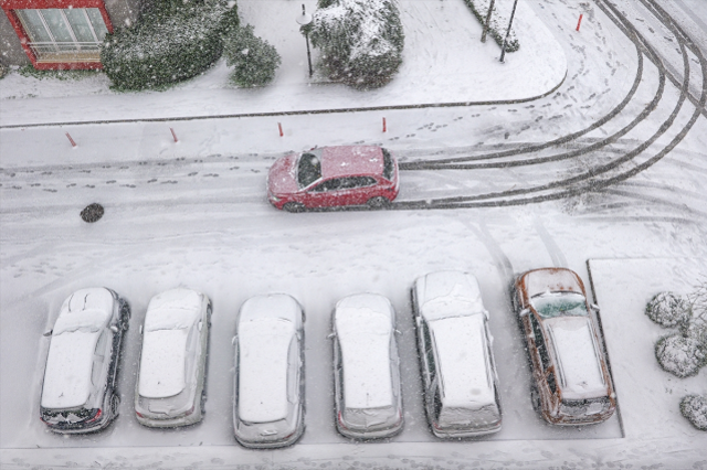 İstanbul kar alarmı! Apar topar AKOM'a geçen İmamoğlu saat verip uyardı