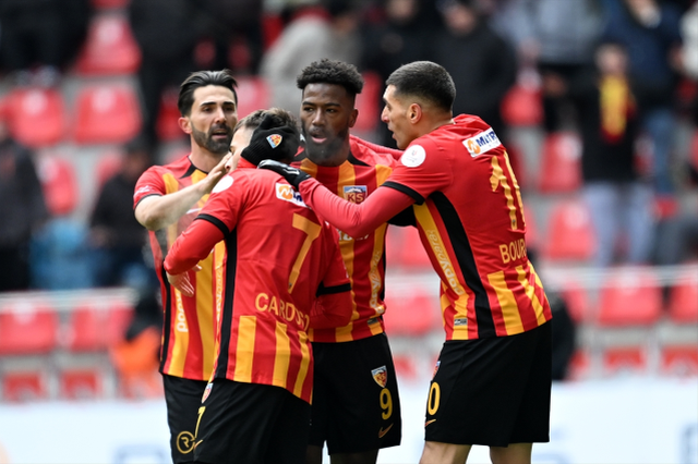 Beşiktaş-Kayserispor maçı CANLI nasıl izlenir? Beşiktaş Kayserispor maçı şifresiz, HD, donmadan izle