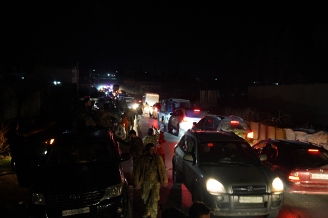 Esad'a bağlı güçlerle çatışma! 70 kişi öldü, 2 şehirde sokağa çıkma yasağı ilan edildi