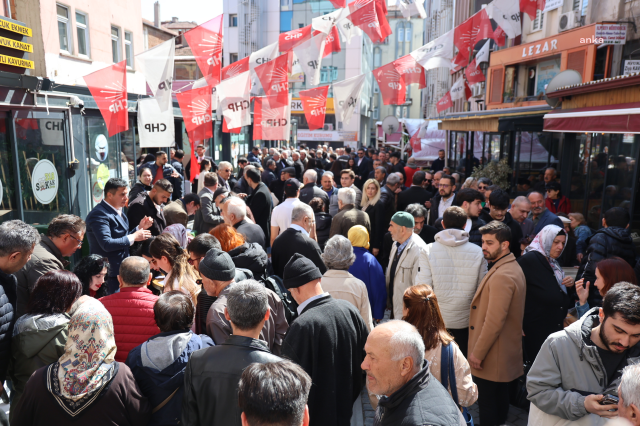 CHP'de ön seçim! Sandıklar önünde uzun kuyruklar oluştu