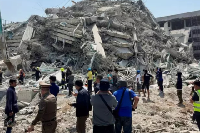 Myanmar depremde kaç kişi öldü?