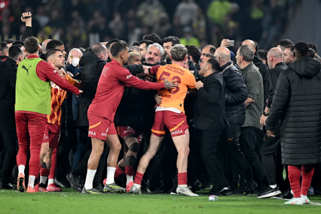 44. maddeden sevk edildi! Jose Mourinho'yu bekleyen dev ceza belli oldu