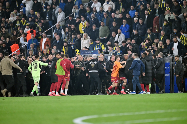 44. maddeden sevk edildi! Jose Mourinho'yu bekleyen dev ceza belli oldu