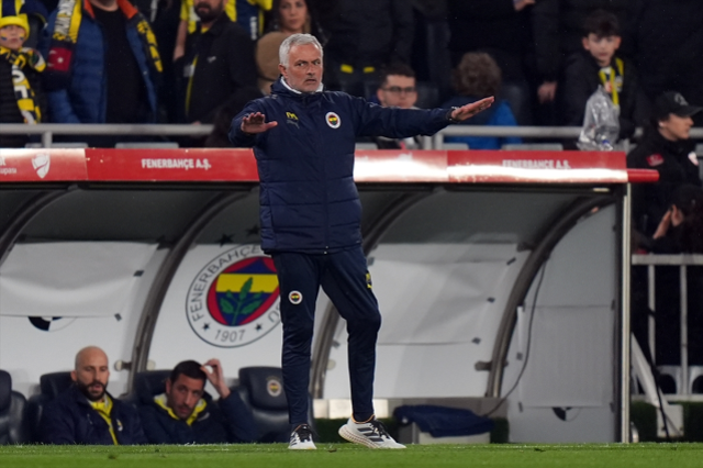 44. maddeden sevk edildi! Jose Mourinho'yu bekleyen dev ceza belli oldu