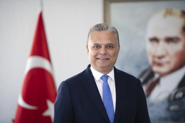 Muratpaşa Belediye Başkanı Ümit Uysal: CHP Genel Başkanlığı'na adayım
