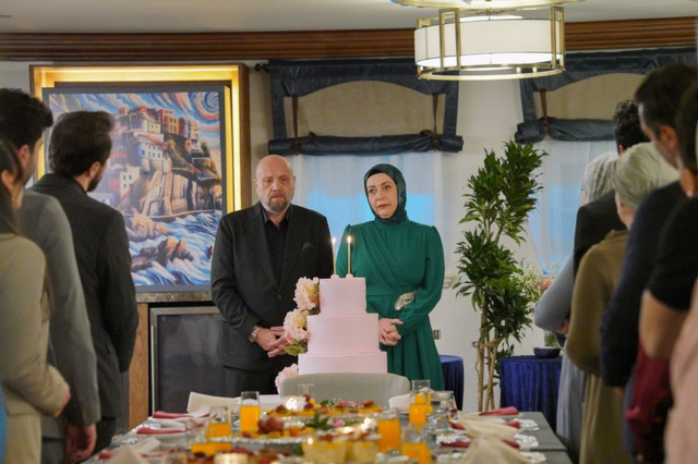 Kızılcık Şerbeti'nin Nilay'ı Feyza Civelek'e büyük eleştiri!