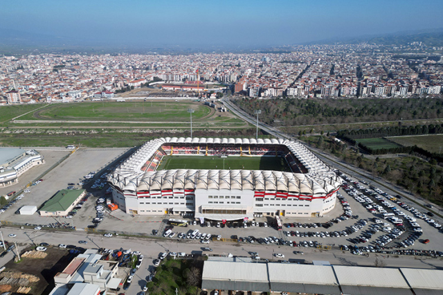 Yakında profesyonel takım kalmayacak! Futbolda fırtına gibi esen ilimiz dibi gördü