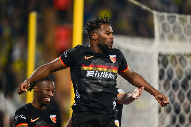 Fenerbahçe, Kayserispor ile 3-3 berabere kaldı