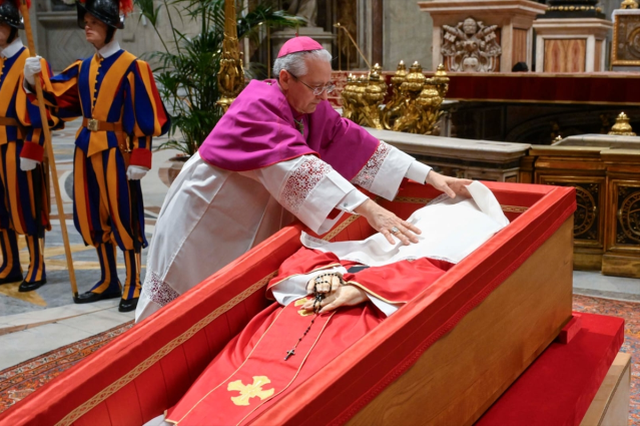 Dünya liderleri Roma'da! Papa'ya son veda