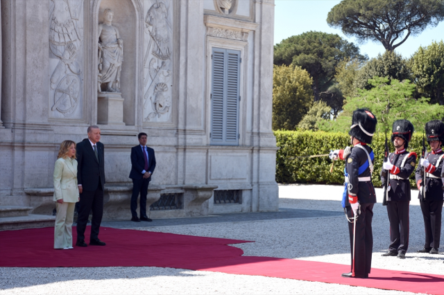 Cumhurbaşkanı Erdoğan İtalya'da Başbakan Meloni ile görüştü