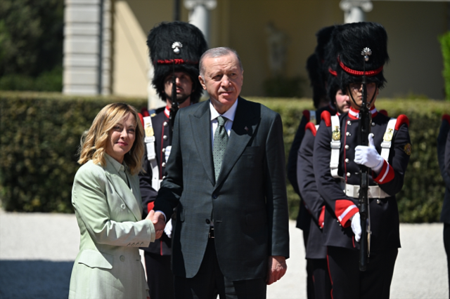 Cumhurbaşkanı Erdoğan İtalya'da Başbakan Meloni ile görüştü