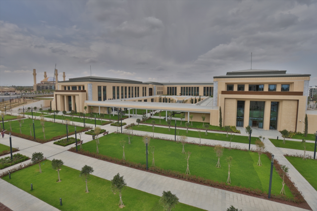 Cumhurbaşkanı Erdoğan KKTC'de! Dev Cumhuriyet yerleşkesi bu sözlerle açıldı