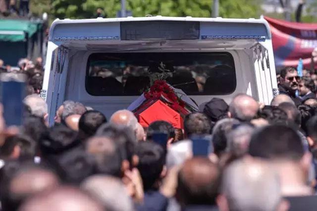 Sırrı Süreyya Önder'e veda! Son yolculuğuna uğurlanıyor