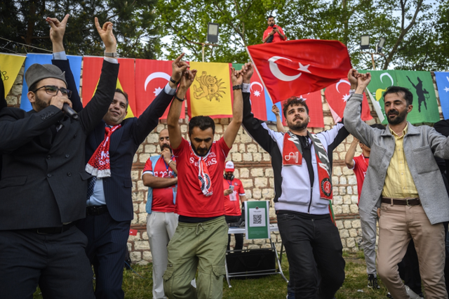 İstanbul'da coşkulu kutlama! Ama bu kez Türk takımı değil
