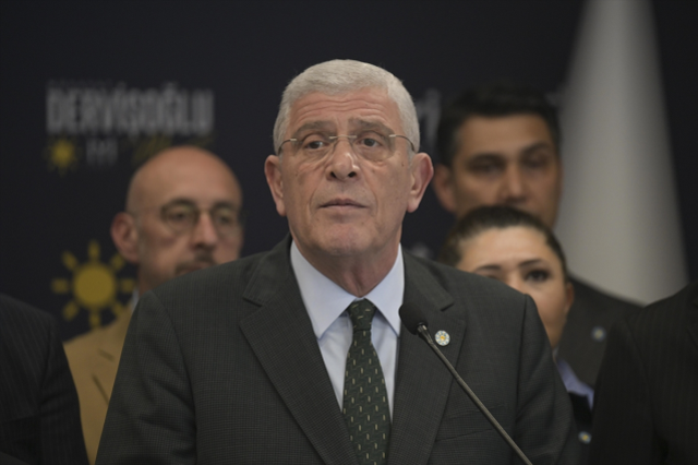 DEM Partililerle şakalaşan Müsavat Dervişoğlu, PKK'nın silah bırakmasına karşı