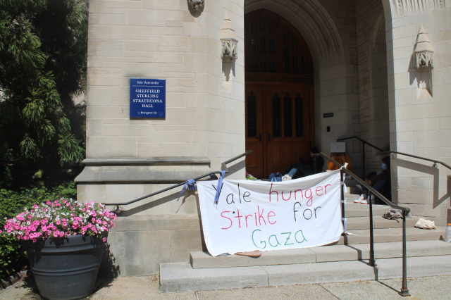 Yale ve California Üniversitesi öğrencileri Gazze için açlık grevine başladı