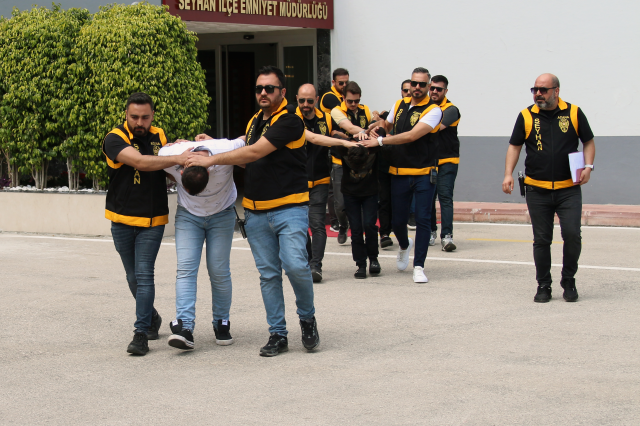 'Sevgili' yalanıyla tuzağa çektiler, önce dövüp sonra neyi var neyi yok çaldılar