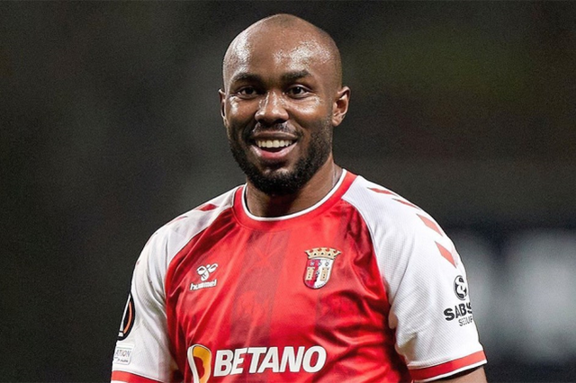 Transferi iptal oldu! Süper Lig devinin yıldızı takıma geri dönüyor