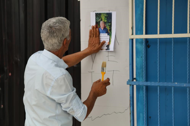 Fenomen ayrancı Yılancı Osman'a bir şok daha! Resimlerini asarak ifşa etti