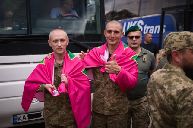 Rusya ve Ukrayna 307 esiri takas etti