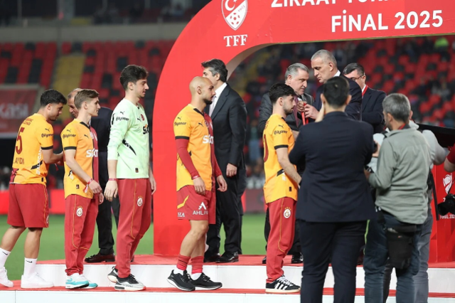 Galatasaray'a kupayı kimin vereceği belli oldu