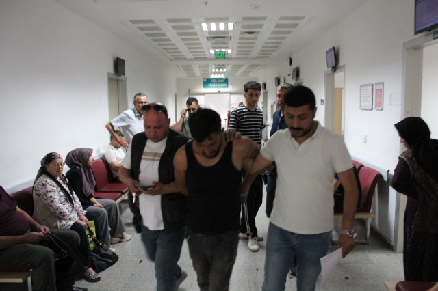 Çaldığı otomobilin yakıtı bitince çalışır durumdaki başka otomobili çaldı