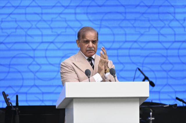 Cumhurbaşkanı Erdoğan'dan Azerbaycan'da dikkat çeken mesaj: Üç devlet tek millet