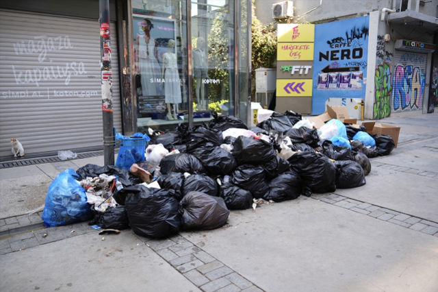 İzmir'de 23 Bin İşçinin Grevi Dördüncü Gününe Girdi