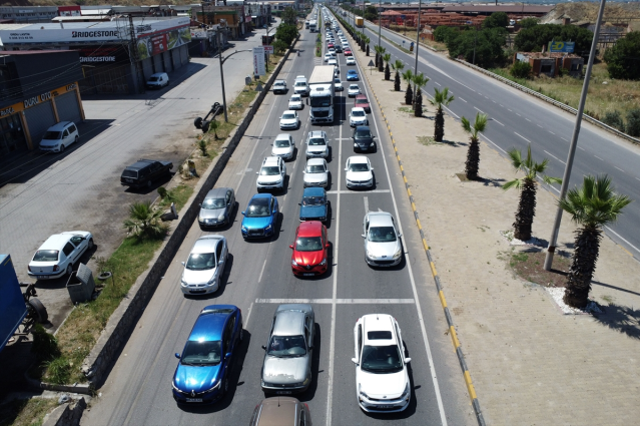 Kurban Bayramı arifesinde trafik durma noktasına geldi