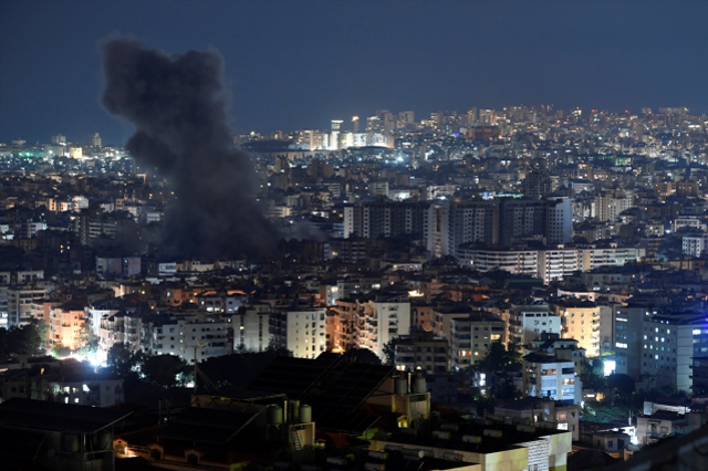 İsrail Ordusu Beyrut'ta Hava Saldırıları Düzenledi