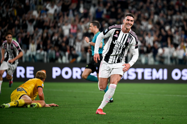 Fenerbahçe'nin gündemindeki Kolo Muani ve Vlahovic için açıklama: Anlaştık