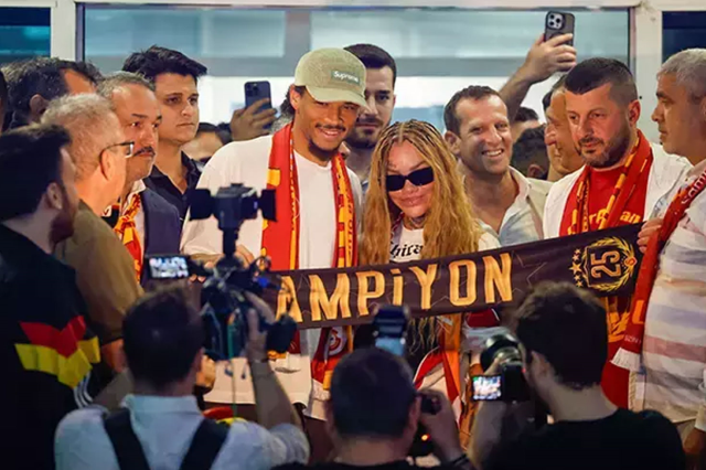 Galatasaray'ın yeni transferi Leroy Sane İstanbul'da! İşte ilk sözleri