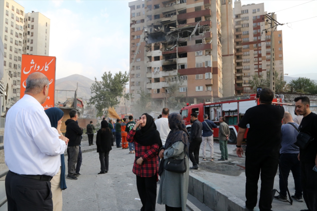 İran'dan İsrail'e misilleme! 100'den fazla kamikaze İHA fırlatıldı