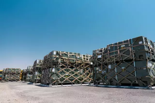 ABD'den İsrail'e 14 uçak dolusu askeri yardım