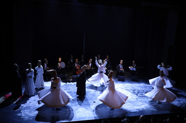 Konya Büyükşehir Belediyesi ekibinden Tunus'ta sema gösterisi