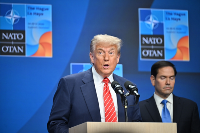 Trump'ın açıklamasına rağmen NATO bildirisinde 5. madde vurgusu