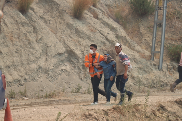 Alevler saatlerdir söndürülemiyor! Hatay'dan gelen görüntüler korkunç