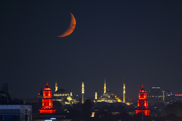 Göz Alıcı Görüntüler ve Tarihi Yapıların Ahengi