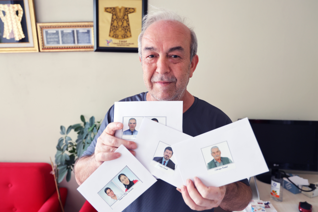 Muğla'nın Menteşe ilçesinde 35 yıldır fotoğrafçılık mesleğini sürdüren Sadri Uysal, kızının yaklaşan düğünü için gelenekselin dışına çıkarak oldukça özgün bir davetiyeye imza attı.