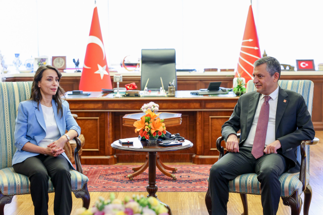 DEM Parti'den CHP'ye ziyaret