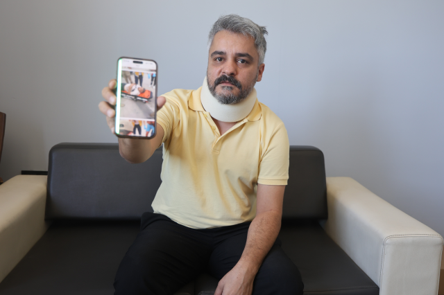 Kağıt gibi ezilen araçtan sağ kurtuldu, 1 yıl geçti hala atlatamadı